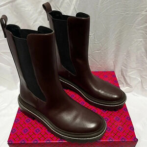 NWT Tory Burch Puce Benton Boots with Lug Sole